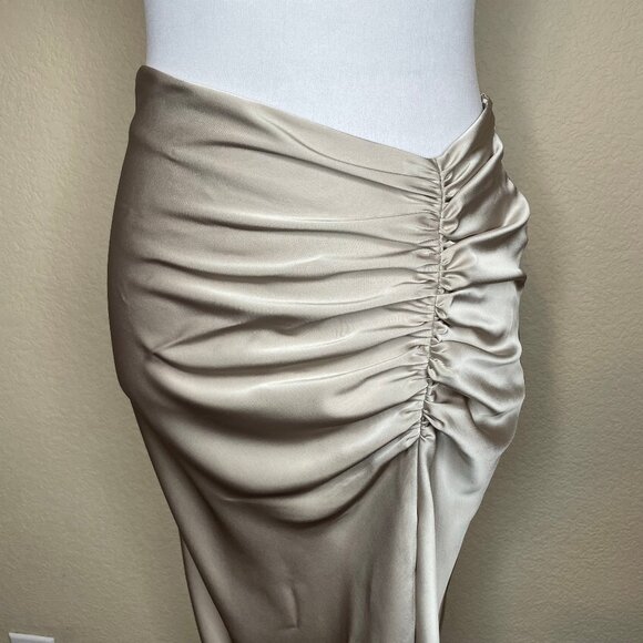 Zara Champagne Beige Ruched Satin-Effect Midi Skirt High Slit Bias Cut Sz Small - Picture 5 of 11